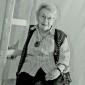 Inge R. (86 Jahre): Bei einem englischen Luftangriff stürzte hinter ihr eine Fensterfront zusammen und verfehlte sie. Später wurde sie Gastmutter für eine junge Engländerin mit der sie noch immer enge Freundschaft hegt.